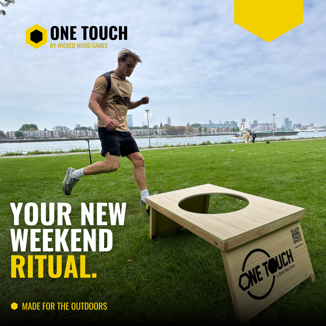 OneTouch Fotbollsspel Starting Kit - Inkluderar 1 bräda / Premiumfotboll / Bärväska